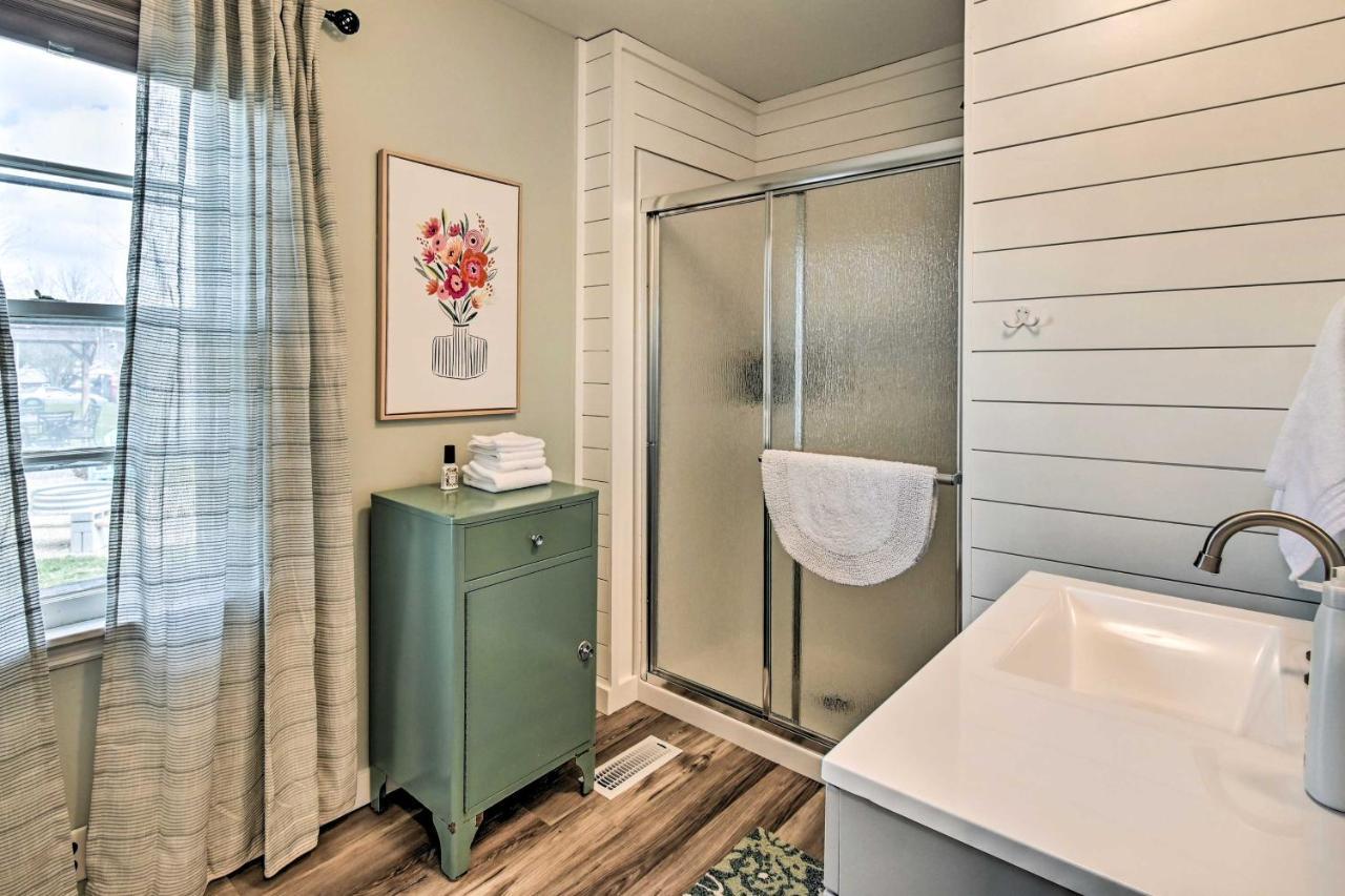 Charming Cave City Vacation Rental With Fire Pit! Bagian luar foto